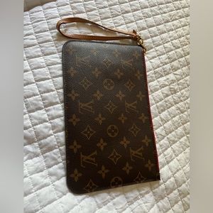 Louis Vuitton Pouch Neverfull Red Interior